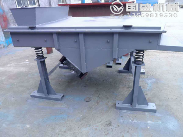 多功能震動(dòng)篩選機(jī) 多功能震動(dòng)篩選機(jī)